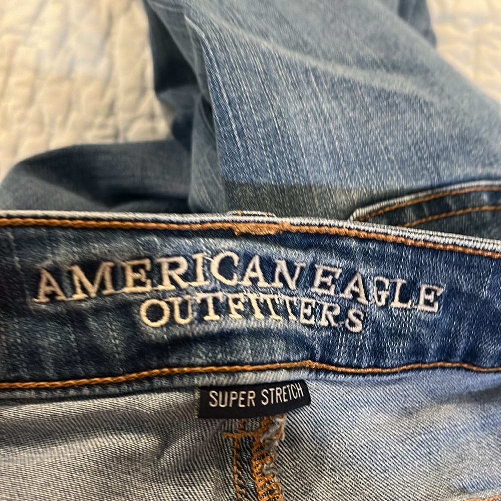 American Eagle Outfitters High Rise Dark Blue Jeans size 4 regular - Picture 8 of 8